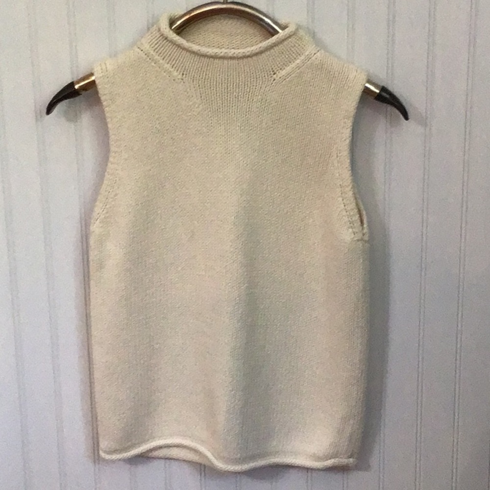 L.L. Bean Cream Sleeveless Crewneck Knit Sweater